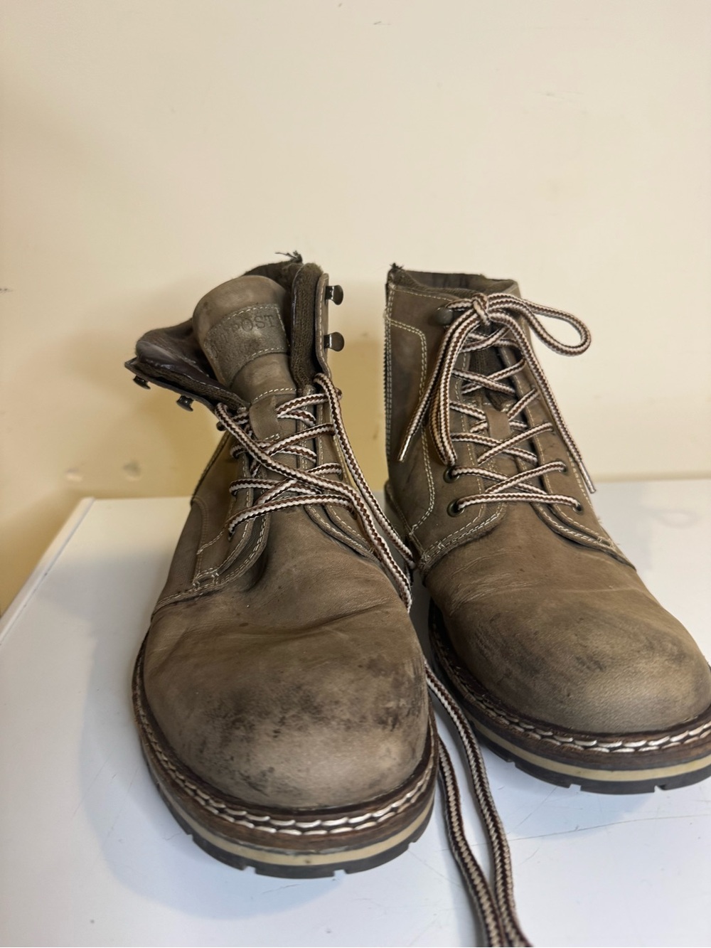 Outpost Hudson GV1795-020 Men’s Size 12 Grey Leather Side Zip Boots